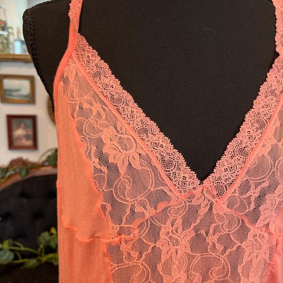 Vintage Y2K Victoria’s Secret lingerie Peach lace slip dress size L - Picture 2 of 5